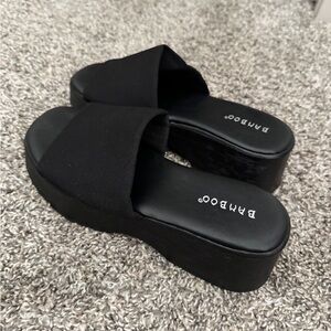 Y2K Women's Black Platform Sandals